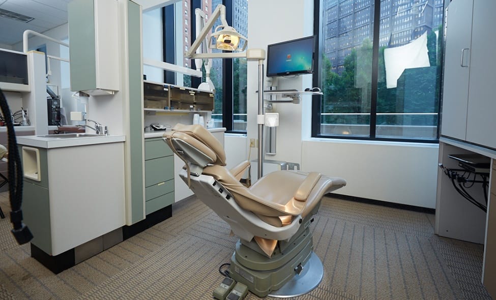 Dental treatment room